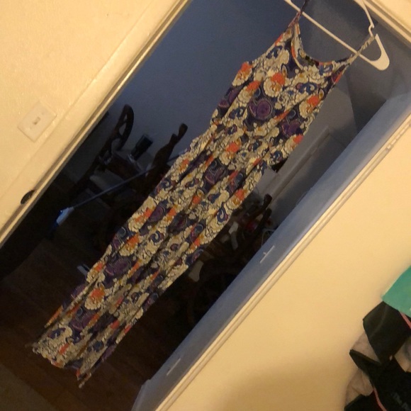 Long dress - Picture 2 of 2